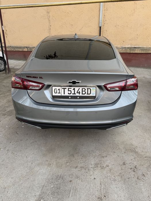 Продам малибу xl  2024 куплена в салоне 2025 в мае.