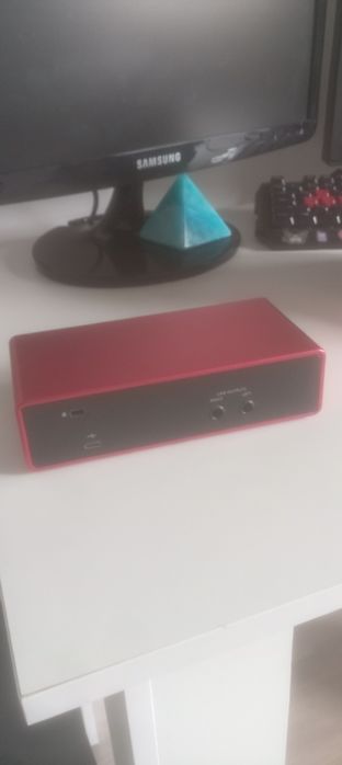 Third-Generation 2 in, 2 out USB interface