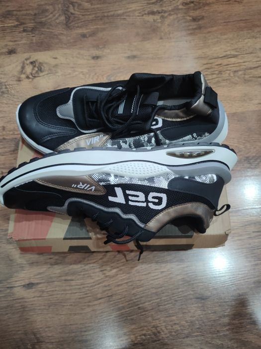 Мъжки   маратонки