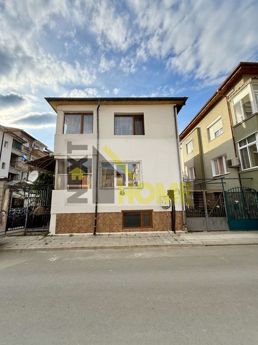 Продава се Къща в Асеновград - 141 кв.м за 1419 €/кв.м - Снимка #2