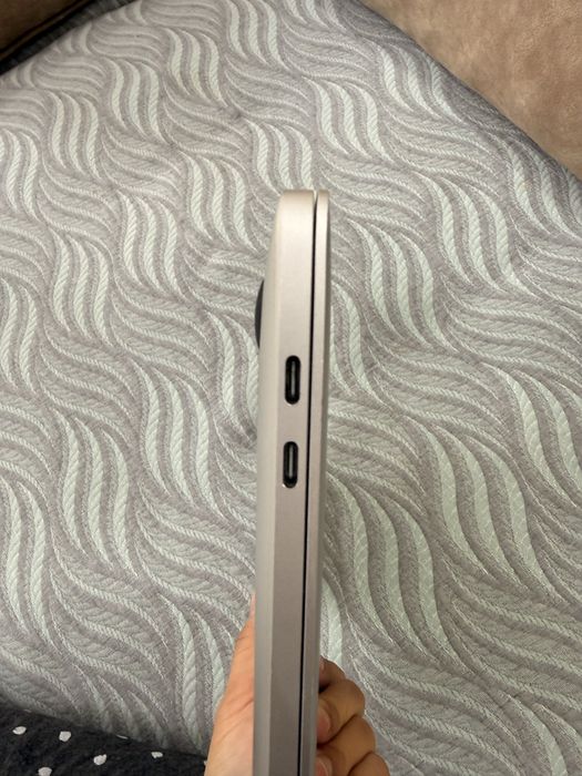 Macbook Pro “13 256Gb Intel Core i5 2020г