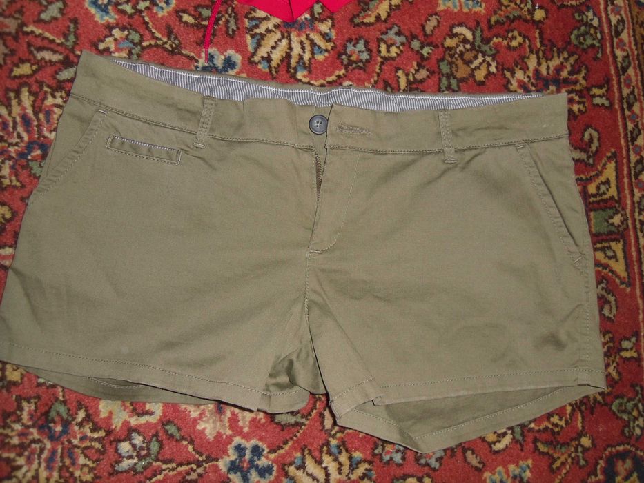pantaloni scurti ,dama