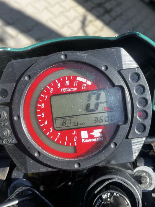 Kawasaki Z1000 2004