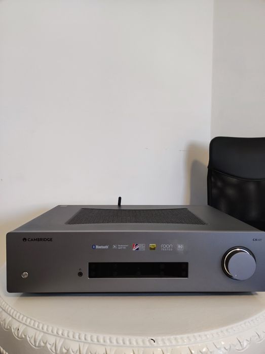 Усилвател Cambridge Audio CXA 81