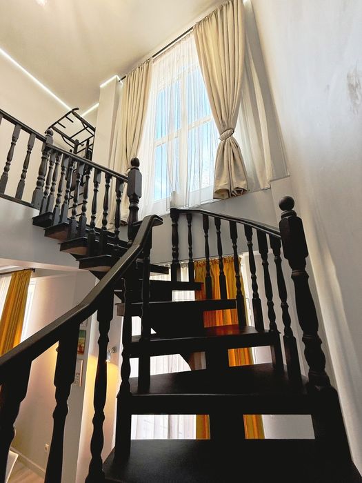 Квартира с современным ремонтом в таунхаусе