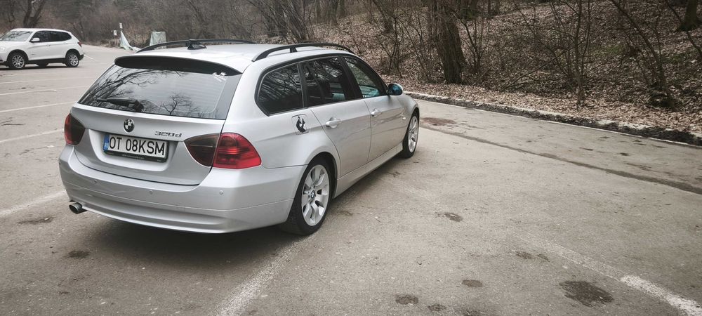 Vând BMW seria 3