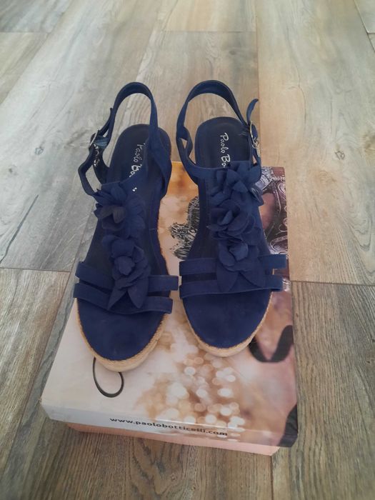 Летни дамски сандали