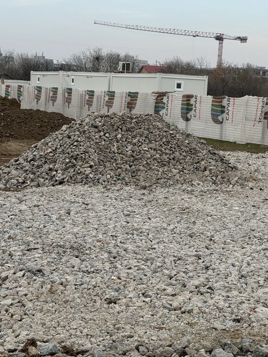 Beton concasat de cea mai buna calitate (fara pamant )