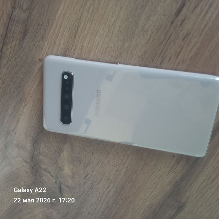 Samsung s10 pulus 5g 256gb/8/  ishlashi zor ayibi yoq  imei otkan
