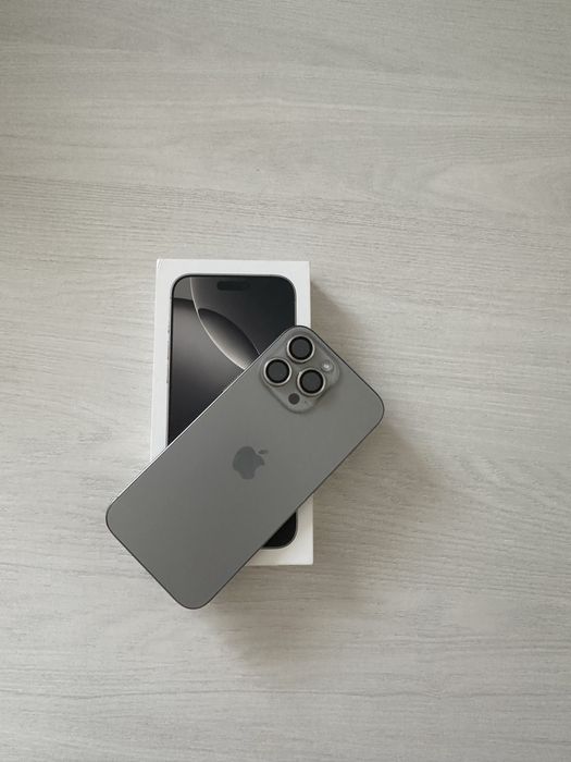 IPhone 16 Pro Max 256GB Серебристый цвет