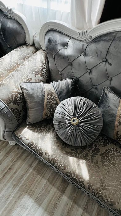 Продам диван мягкий