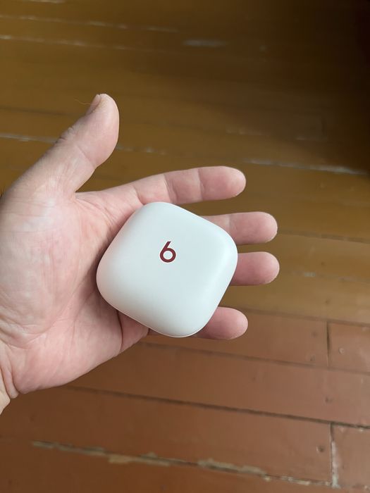 Beats fit pro наушники