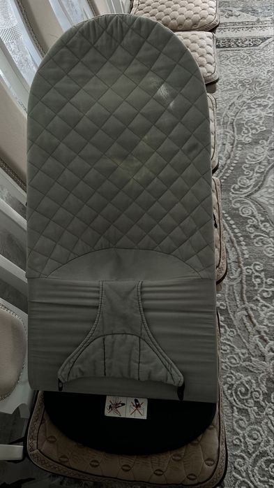 Шезлонг детский серый