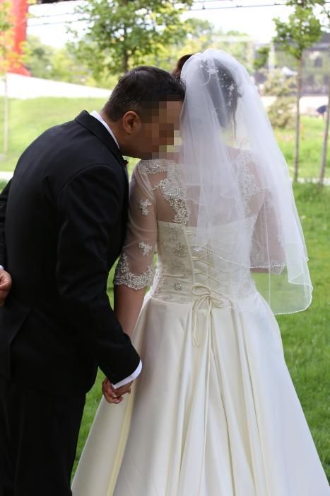 Rochie de mireasa A-line