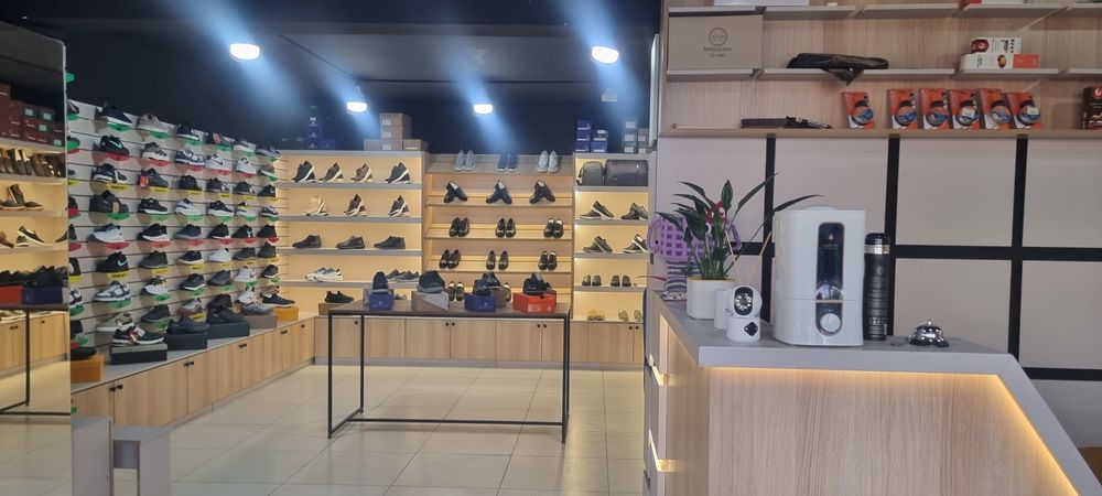 Arendaga dokon parkent bozori oldida, магазин в аренду