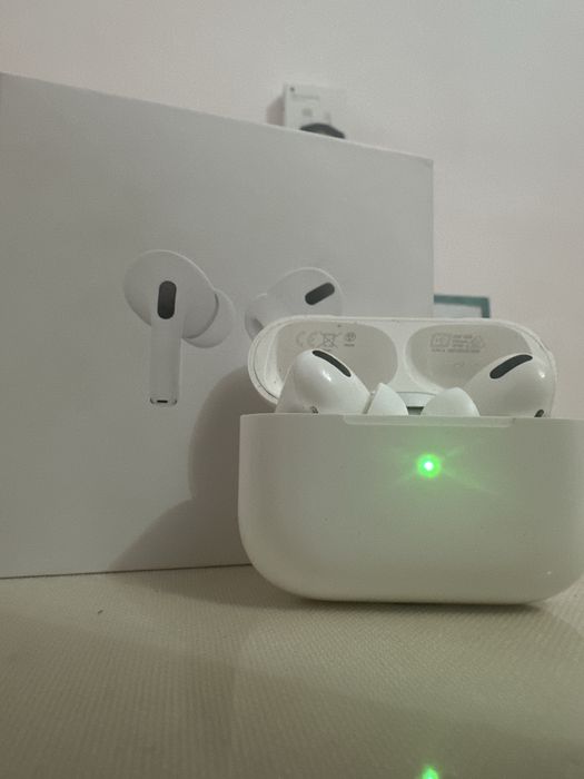 AirPods pro 1 поколение продается