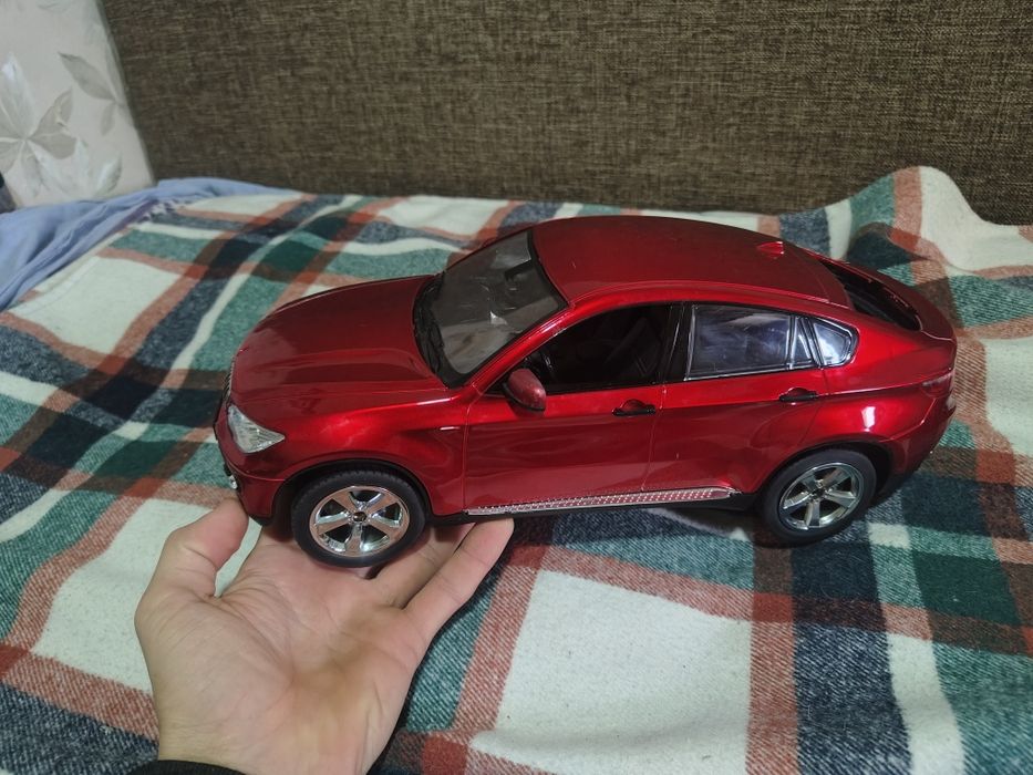 Машинка детская радиоуправляемая