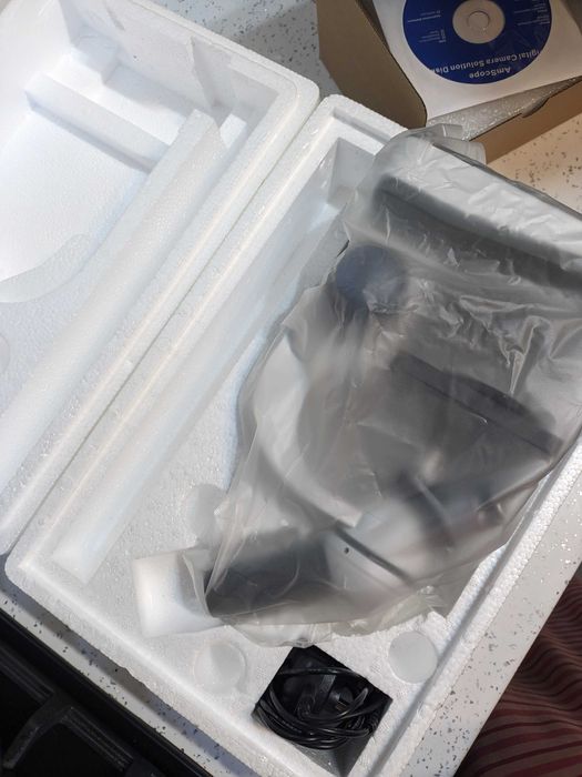 Microscop digital AmScope, camera CMOS 5 MP 40x-1000x