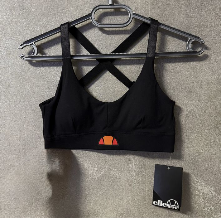 Спортни бюстиета (Nike, Ellesse, Bidi Badu)