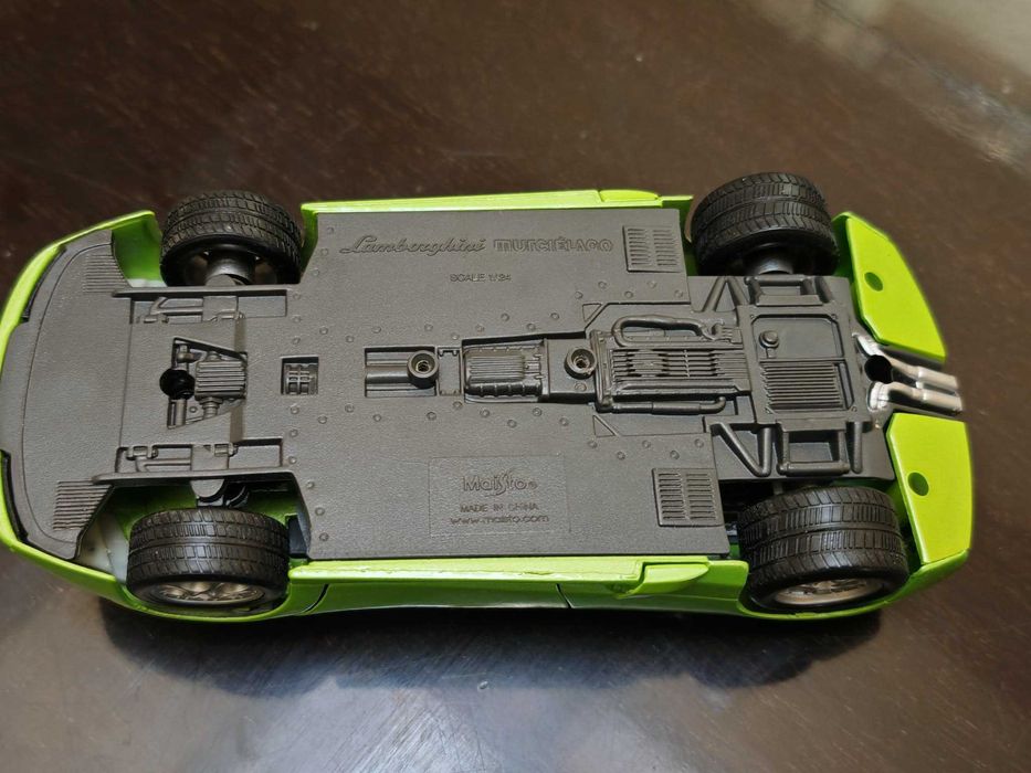 Macheta Lamborghini Murcielago, scara 1:24, Maisto