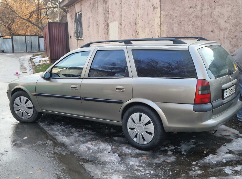 Opel vectra B caravan