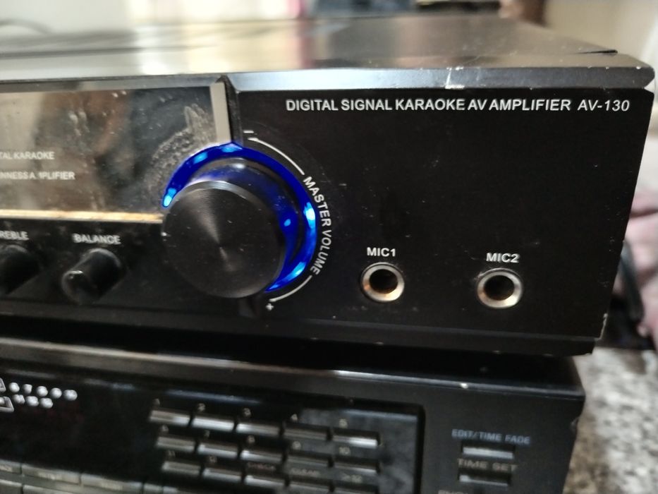 Karaoke amplificator hi-fi german AV 130