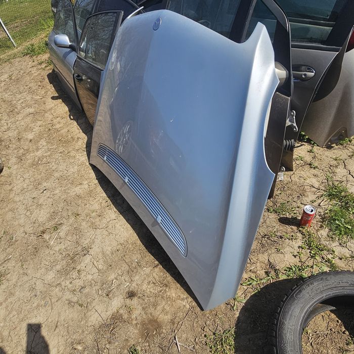 Преден капак за R classa Mercedes  C775