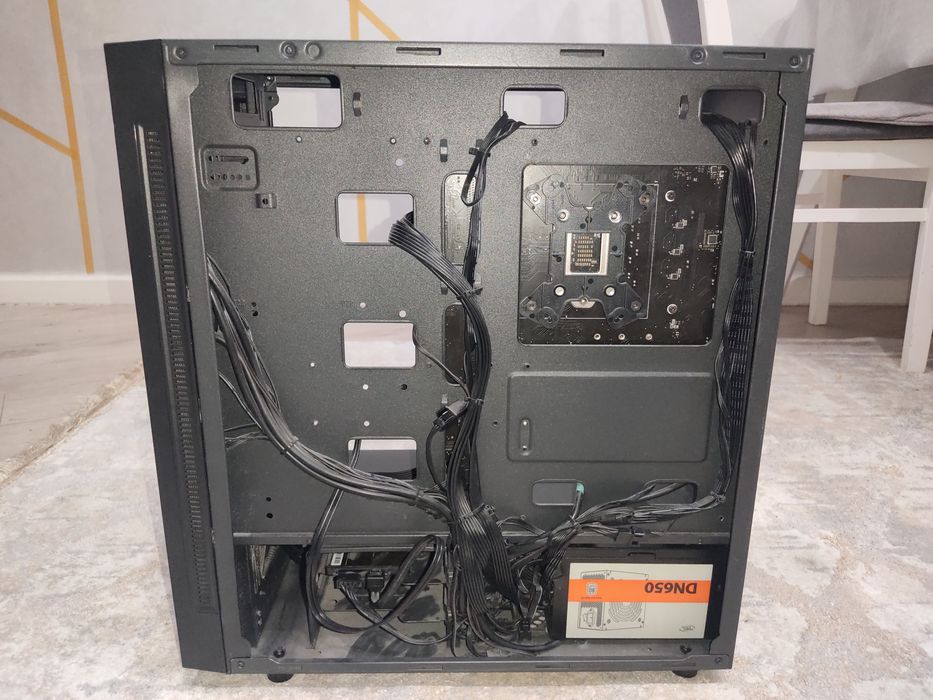 Продам системный блок, без видеокарты