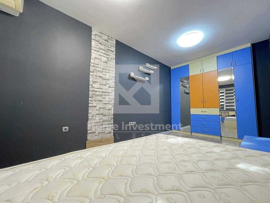Продава се Четиристаен апартамент в Варна, Зимно кино Тракия - 137 кв.м за 1971 €/кв.м - Снимка #6