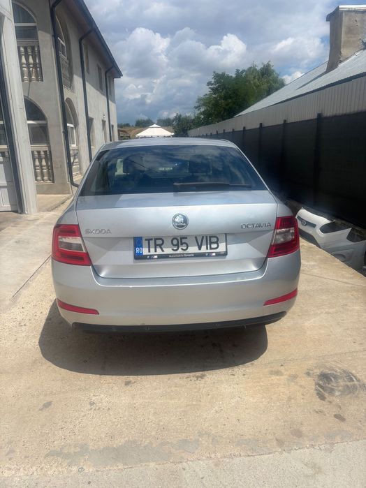SKODA Octavia 2014 — imagine 2