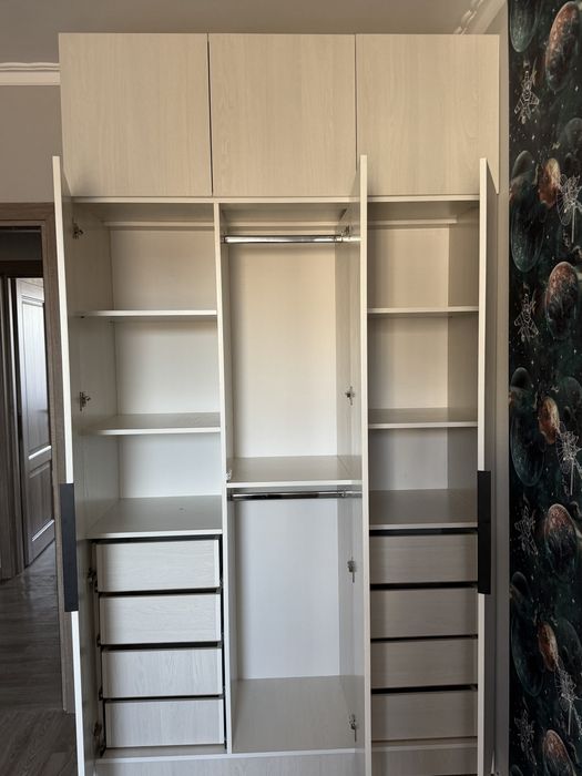 Продам шкаф в спальню