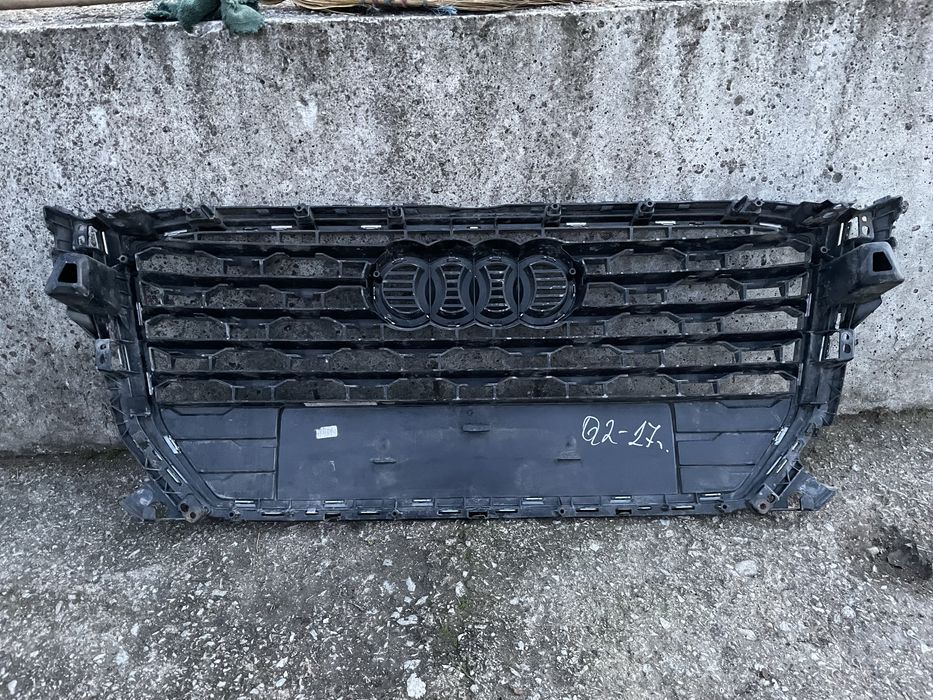 Решетка за Audi Q2 Ауди Ку2  2016-2020г