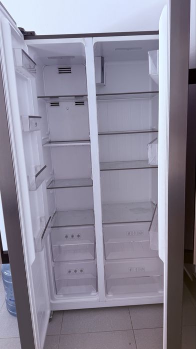 Frigider side by side Beko
