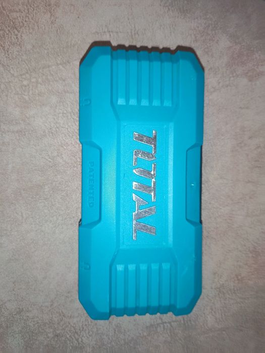 Электрическая отвёртка  Тотал