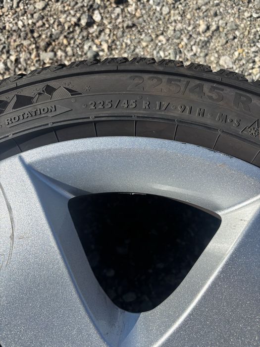 Джанти с гуми 17 за Mercedes