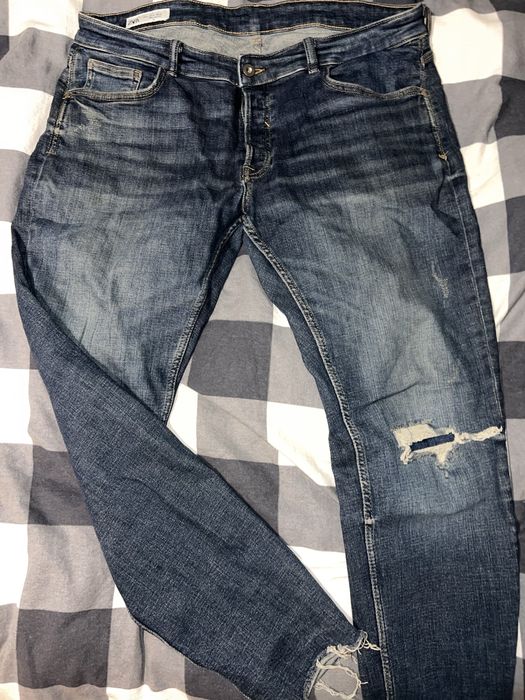 Дънки ZARA нови.