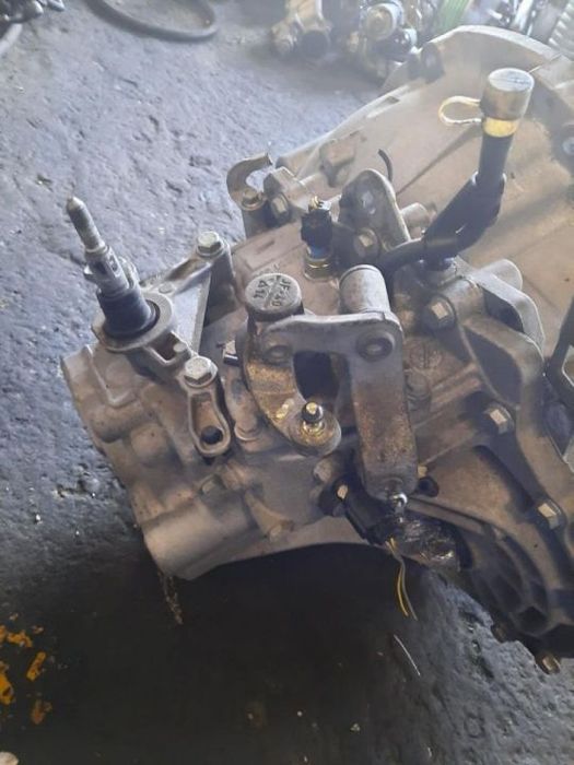 cutie viteze manuala 6 trepte renault 1.9dci f9q laguna 2