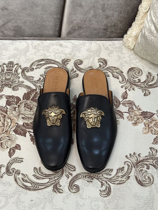 Мъжки чехли версаче