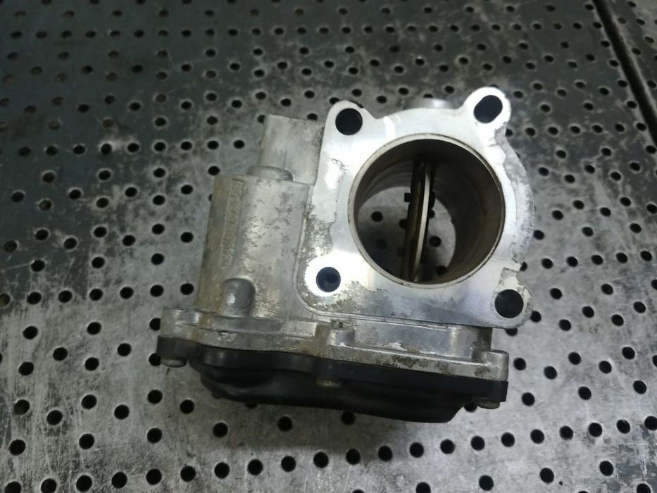 clapeta acceleratie 2.0 dci  m9r6832 renault koleos nissan x-trail qashqai  8200987453 8200987453