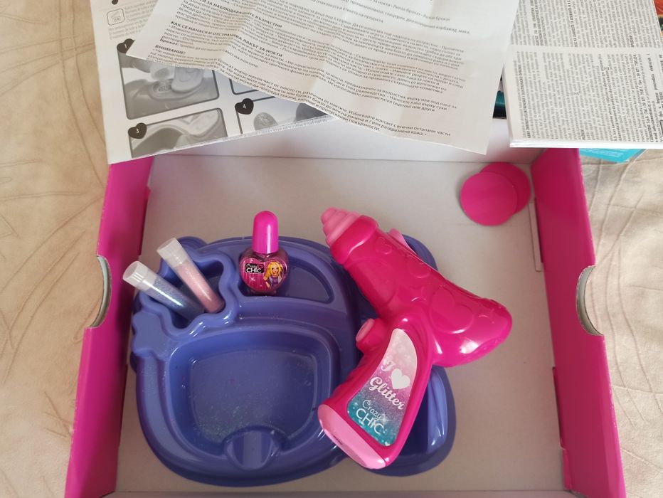 Намаление! Комплект за маникюр Clementoni crazy chic