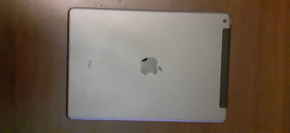 iPad7 (2019), wi-fi + cellular, 32gb, 10,2”