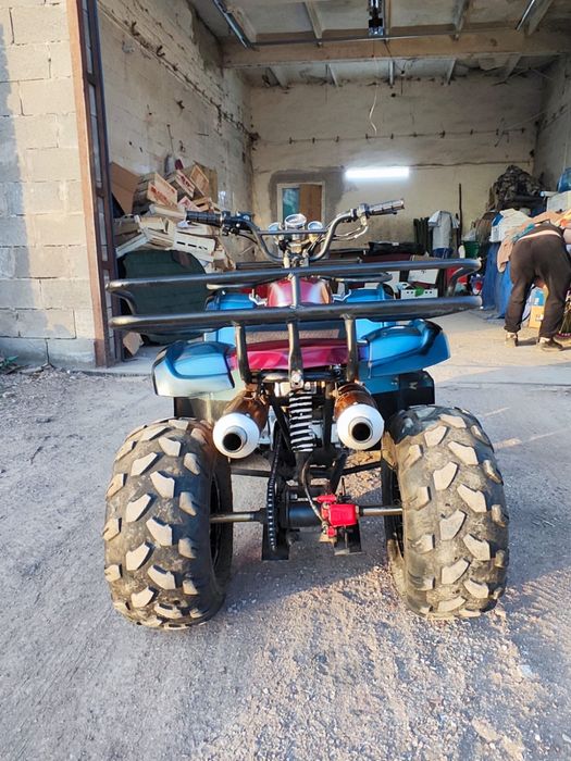 Продаю квадроцикл