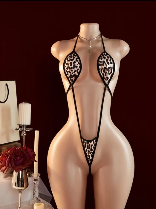 costum de baie pentru femei