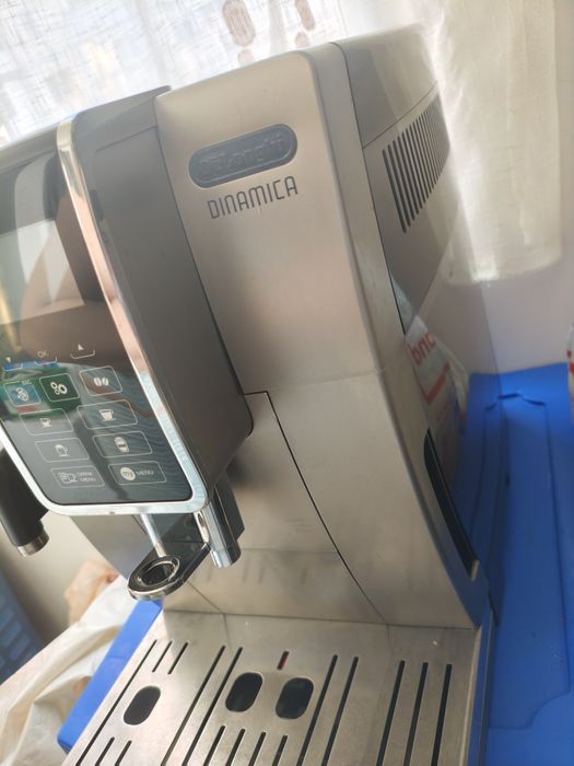 Espressor automat De'Longhi Dinamica