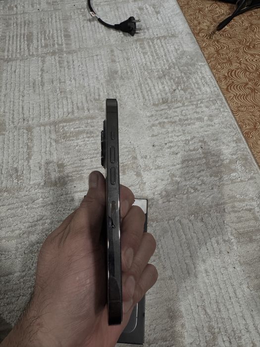 iphone 13 pro  в Идеале