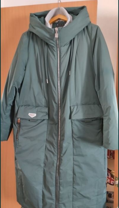 Два зимних плаща