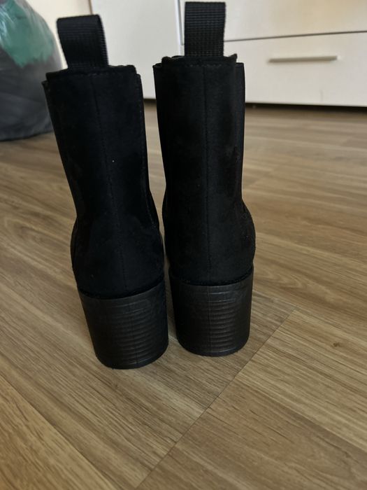 стилни боти до глезена