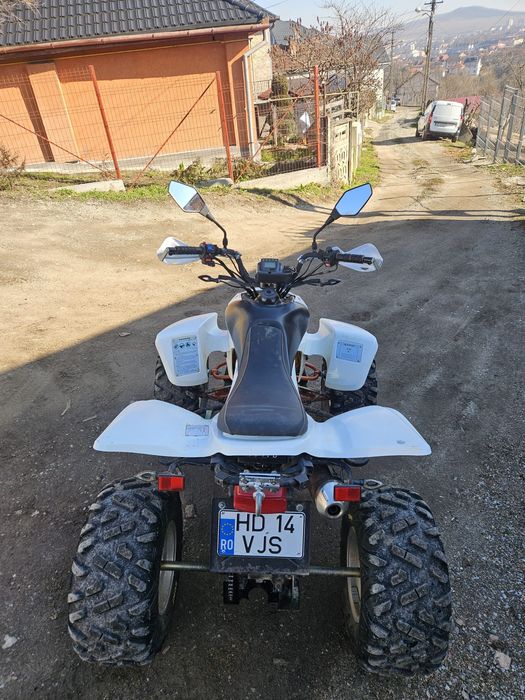 Vând ATV  înmatriculat