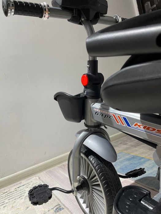 Детская коляска новая