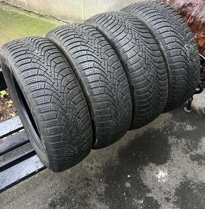 Cauciucuri de iarna 195/65/15 stare f,buna